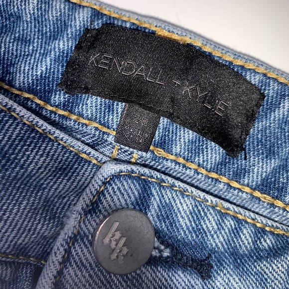 Kendall + Kylie Distressed Jean Skirt - Picture 5 of 6